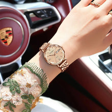 Carregar imagem no visualizador da galeria, Kit Relógio Feminino + pulseira + colar AURA #351